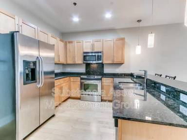 Main picture of 444 N Central Ave