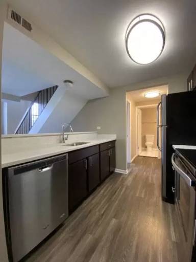 Main picture of 1800 North Halsted