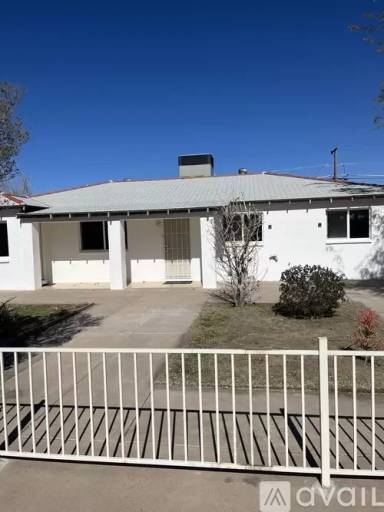 Main picture of 3228 W Missouri Ave