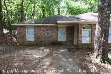 Main picture of 1318 Kurt Cir