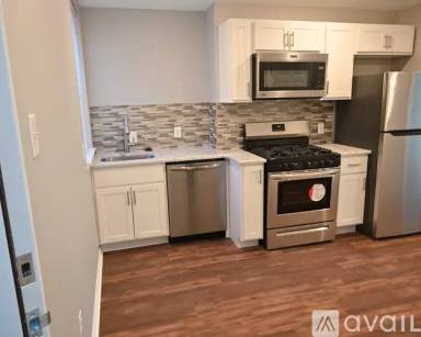 Main picture of 125 Pemberton St