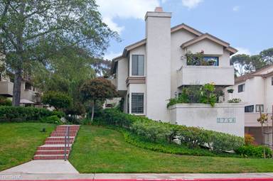 Main picture of 2758 Ariane Dr