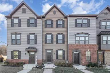 Main picture of 1002 Alum Spring Rd