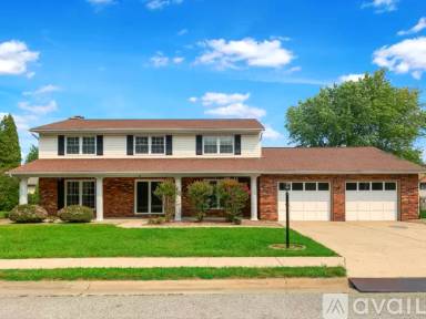 Main picture of 4 Wildwood Ln