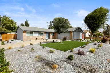 Main picture of 3636 W Tulare Ave