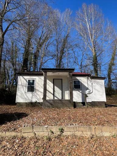 Main picture of 220 Baker Cir