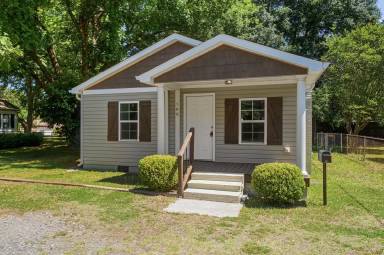 Main picture of 106 Eagle Rd
