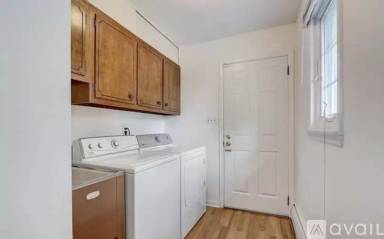 Main picture of 19 Metekunk Dr