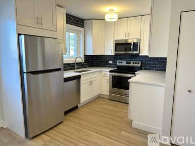 Main picture of 8306 Grand Ave