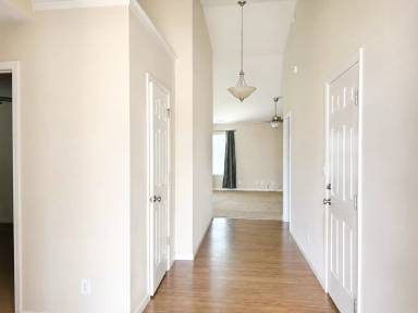 Main picture of 2915 Dillon Dr