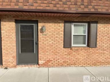 Main picture of 3725 Amherst Rd