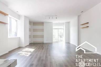 Main picture of 2550 S Wabash Ave