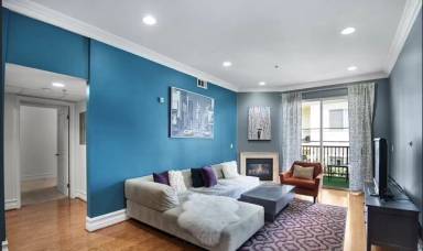 Main picture of 850 N Hudson Ave