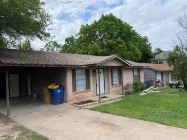 Main picture of 5704 Glen Meadow Dr
