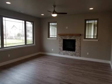 Main picture of 2661 Park Creek Ave