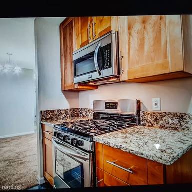 Main picture of 2407 Cresta Dr
