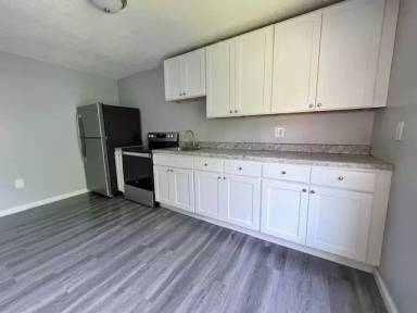 Main picture of 41 Summer St