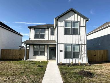Main picture of 4802 W Planetree St