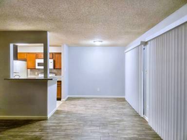 Main picture of 8389 Sands Point Dr