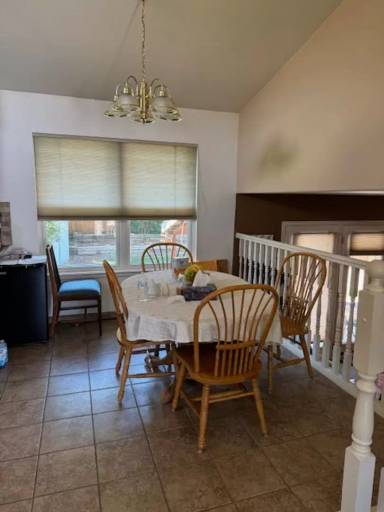 Main picture of 15 Borman Ct