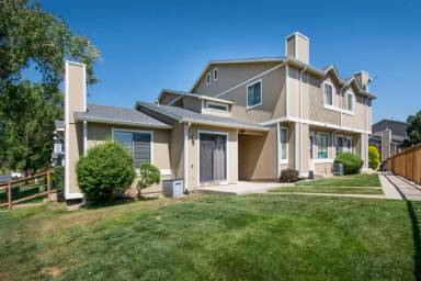 Main picture of 2706 Hearthwood Ln
