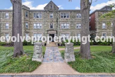 Main picture of 1116 Poplar Ave