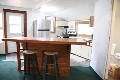 Main picture of 583 Baker Ave