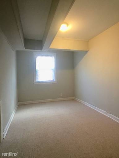 Main picture of 6154 N Talman Ave