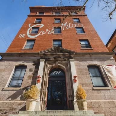 Main picture of 909 Corinthian Ave