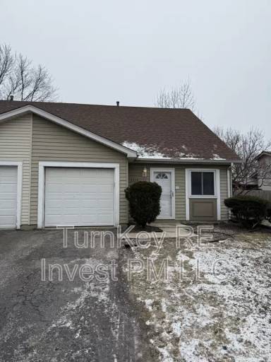 Main picture of 3325 Fox Hill Rd