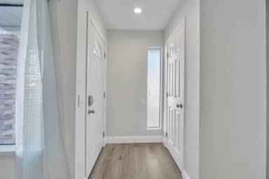 Main picture of 4006-4008 Tricia Way