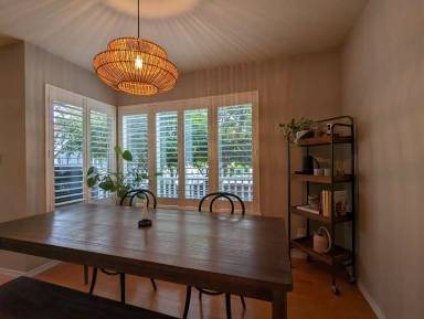 Main picture of 5249 40th Ave NE