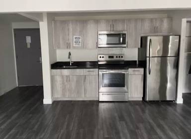 Main picture of 531 Tinton Ave