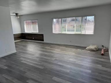 Main picture of 811 Centinela Ave