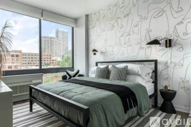 Main picture of 125 1st St