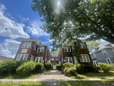 Main picture of 535 Parsells Ave