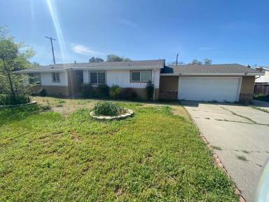 Main picture of 5707 Dewey Dr
