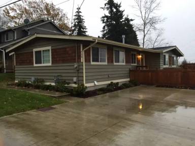 Main picture of 733 Sterling Dr