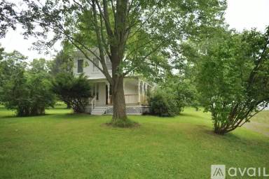 Main picture of 8071 River Rd