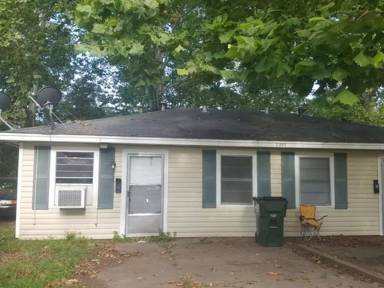Main picture of 2305 Trenton St