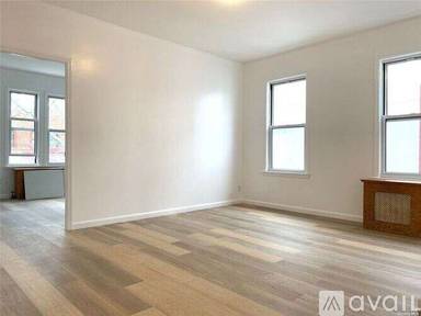 Main picture of 3713 59th St