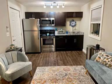 Main picture of 320 E Main St