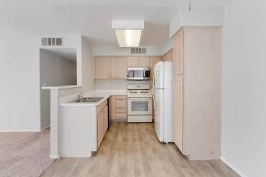 Main picture of 5150 Mandalay Springs Dr