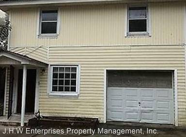 Main picture of 2418 1/2 Laurel St