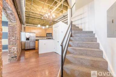 Main picture of 158 Walker St SW