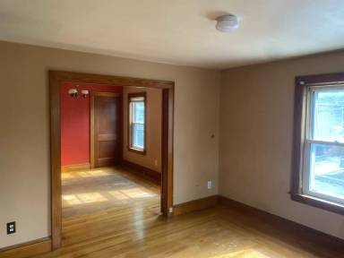 Main picture of 162 Beech St