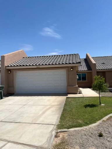 Main picture of 7403 E 39th Pl