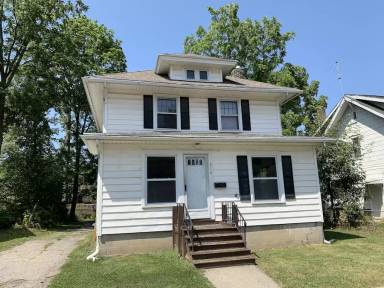 Main picture of 319 Center St