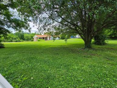Main picture of 1689 Post Oak Valley Rd