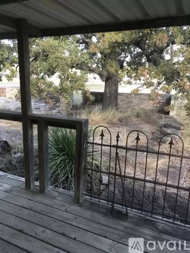 Main picture of 4610 Skyline Dr